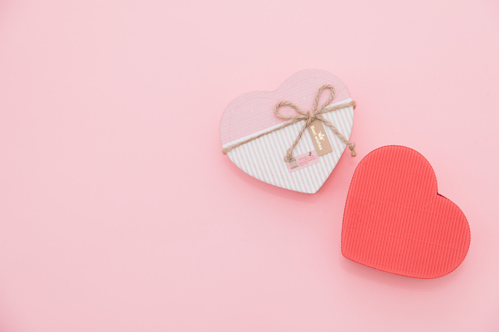 50代バツイチ女性の脈ありサインを完全解説｜本気の恋を引き出す男性の特徴とは